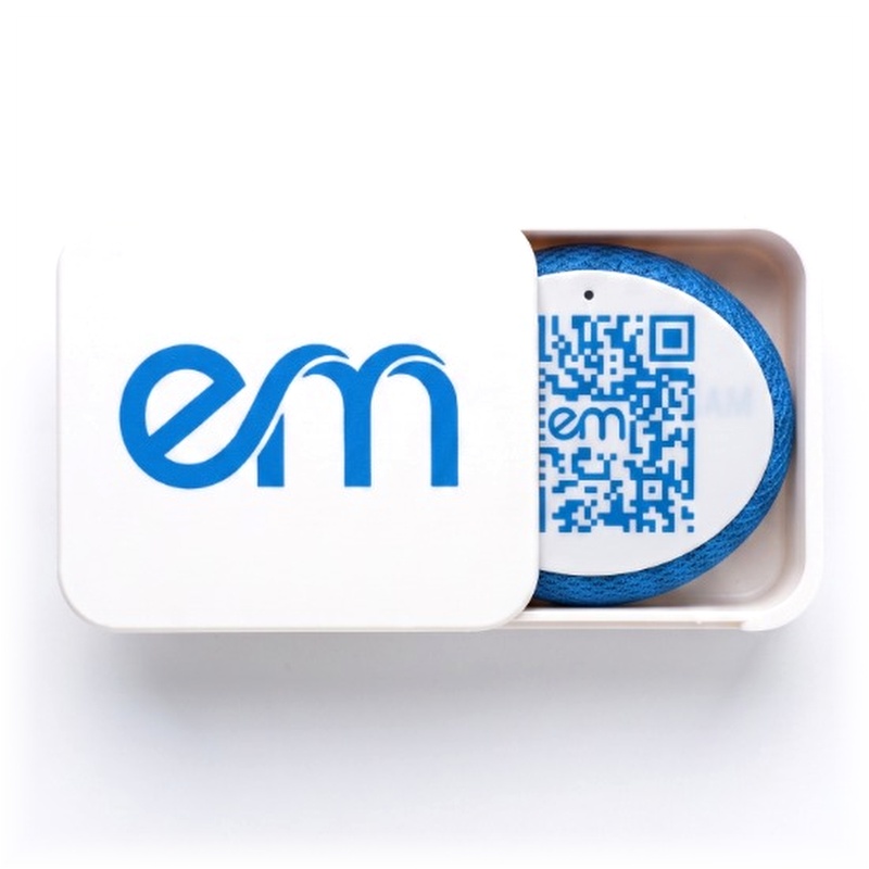 Estuche con código QR